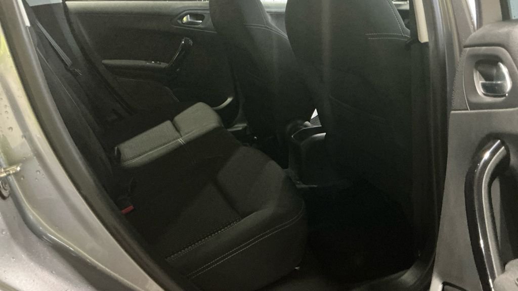 Used Peugeot 208 2019 for sale - 76821095: Photo 8