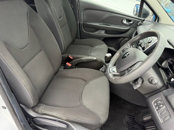 Used Renault Clio 2017 for sale - 75037683: Photo 38