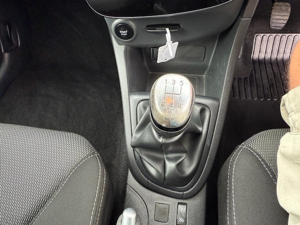 Used Renault Clio 2017 for sale - 75037683: Photo 39