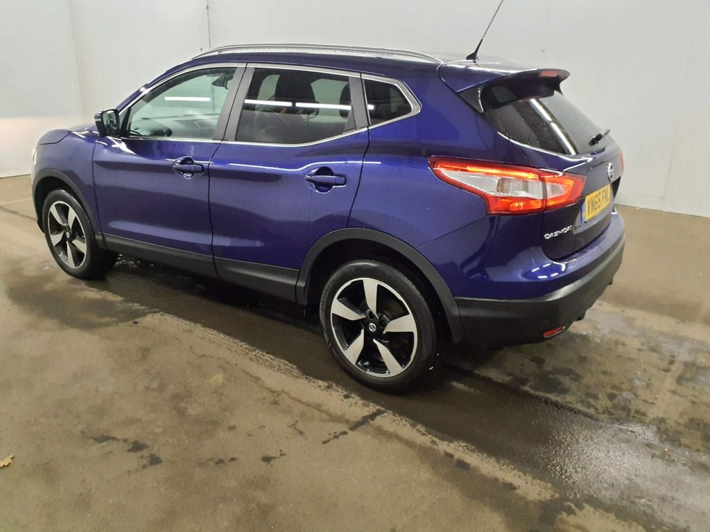 Used Nissan Qashqai 2015 for sale - 76985977: Photo 5
