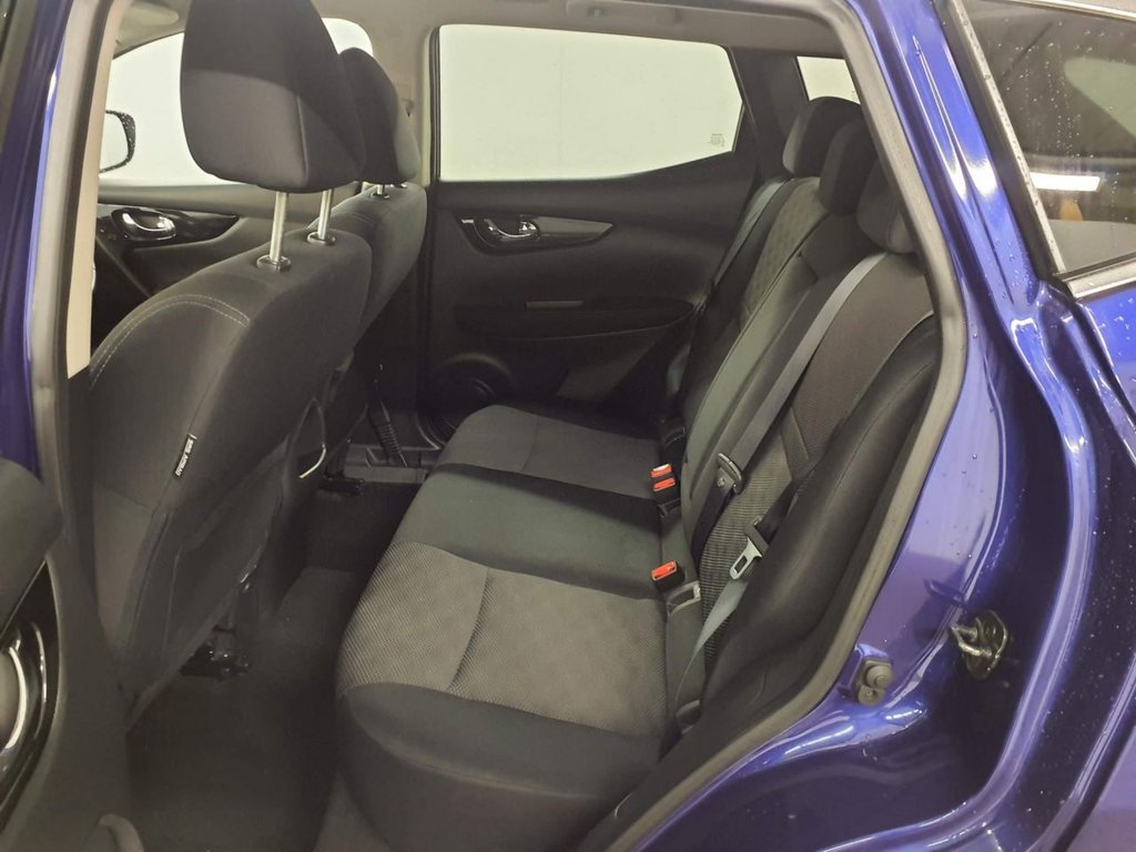 Used Nissan Qashqai 2015 for sale - 76985977: Photo 7