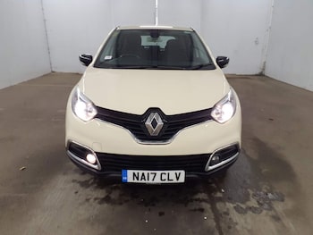Used Renault Captur 2017 for sale - 76986182: Photo