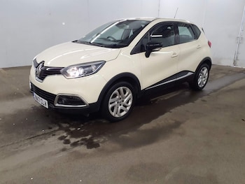 Used Renault Captur 2017 for sale - 76986182: Photo