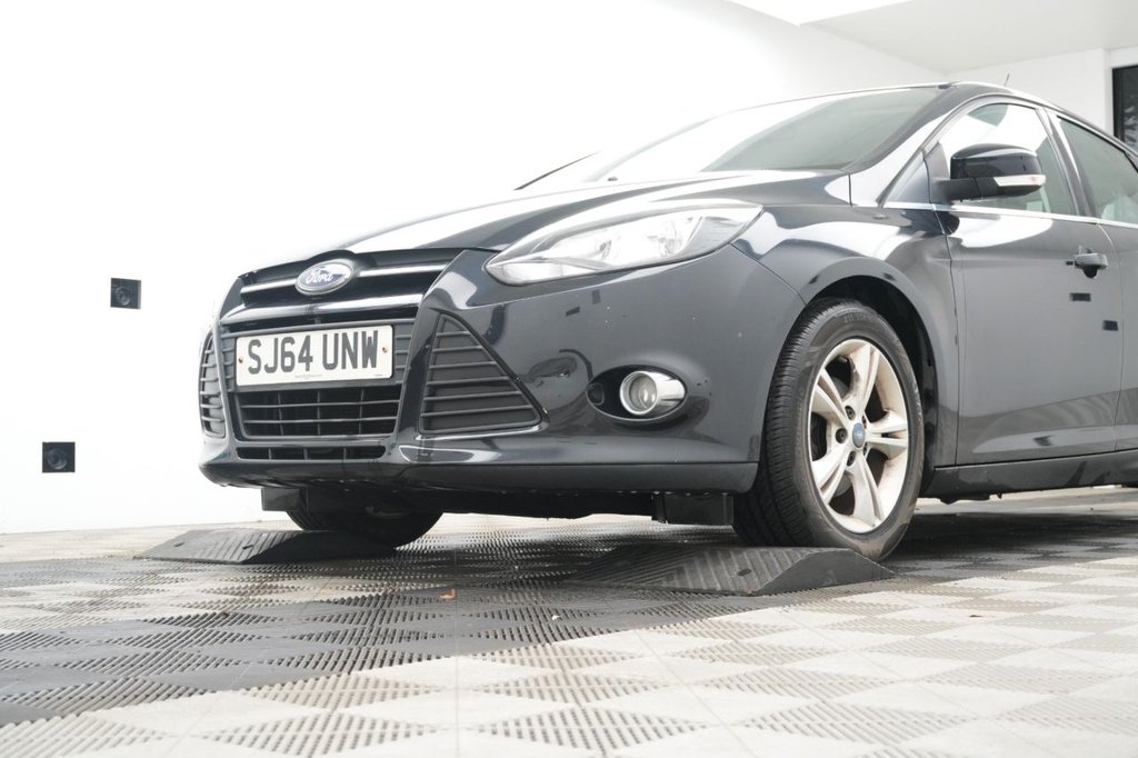 Used Ford Focus 2014 for sale - 76900732: Photo 4