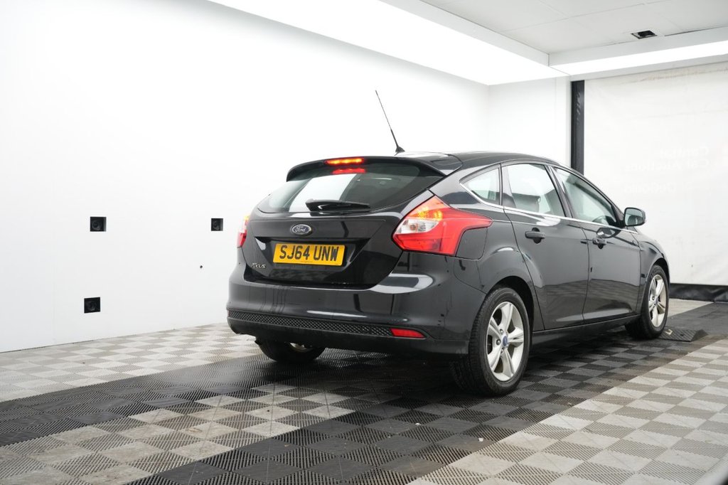 Used Ford Focus 2014 for sale - 76900732: Photo 5