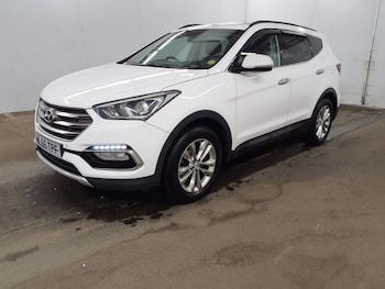Used Hyundai Santa Fe 2016 for sale - 76203263: Photo 4