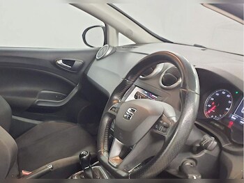 Used SEAT Ibiza 2017 for sale - 77037824: Photo