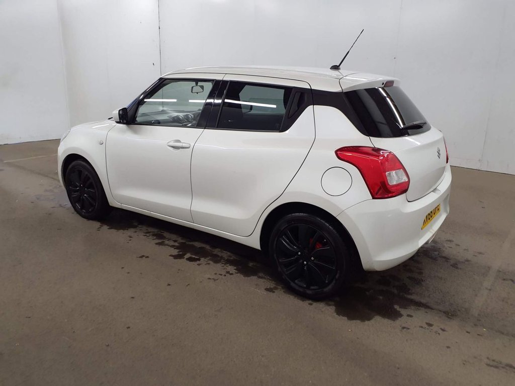 Used Suzuki Swift 2018 for sale - 77748833: Photo 5