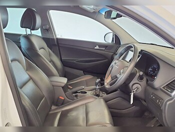 Used Hyundai TUCSON 2017 for sale - 77836071: Photo