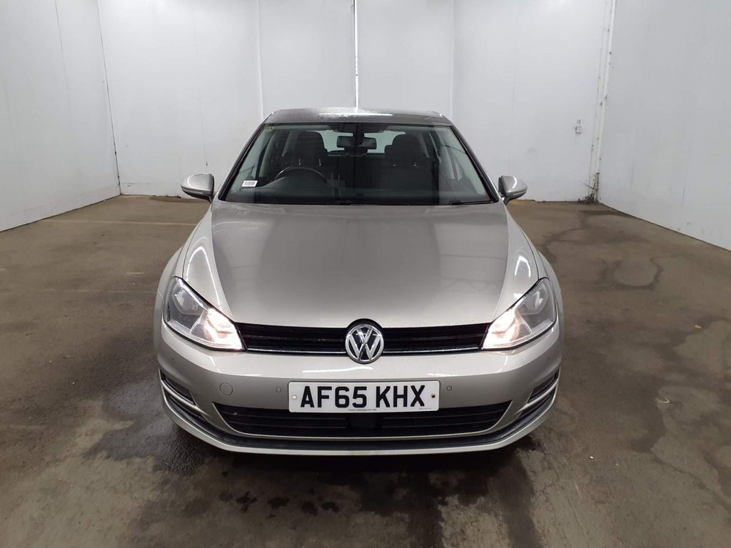 Used Volkswagen Golf 2015 for sale - 77836053: Photo 3