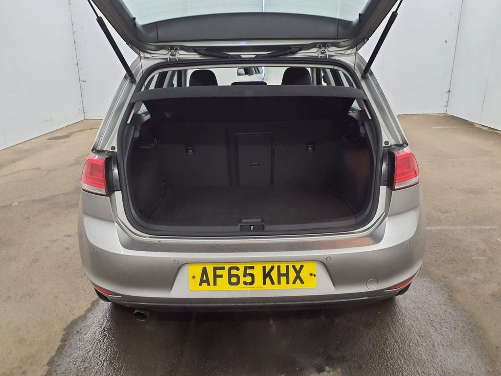 Used Volkswagen Golf 2015 for sale - 77836053: Photo 7