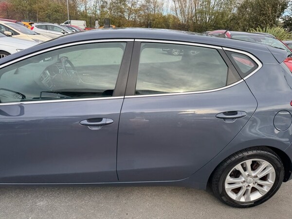 Used Kia Ceed 2014 for sale - 76132555: Photo 28