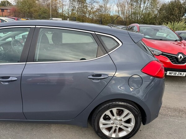 Used Kia Ceed 2014 for sale - 76132555: Photo 29