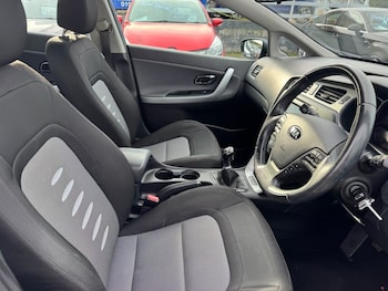 Used Kia Ceed 2014 for sale - 76132555: Photo 2
