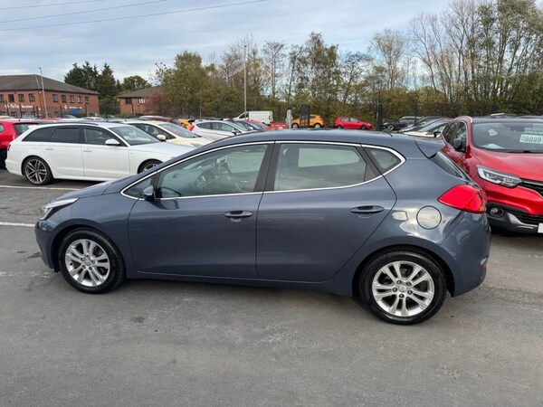 Used Kia Ceed 2014 for sale - 76132555: Photo 32