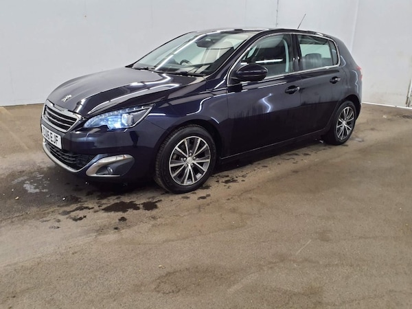 Used Peugeot 308 2016 for sale - 76092901: Photo 4