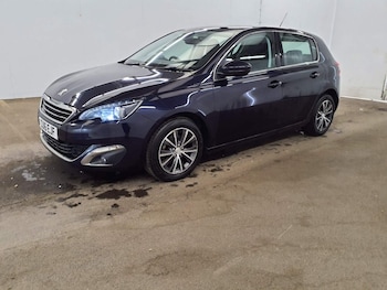 Used Peugeot 308 2016 for sale - 76092901: Photo 4