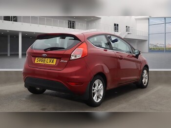 Used Ford Fiesta 2016 for sale - 77328369: Photo