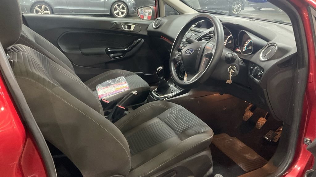 Used Ford Fiesta 2016 for sale - 77328369: Photo 8