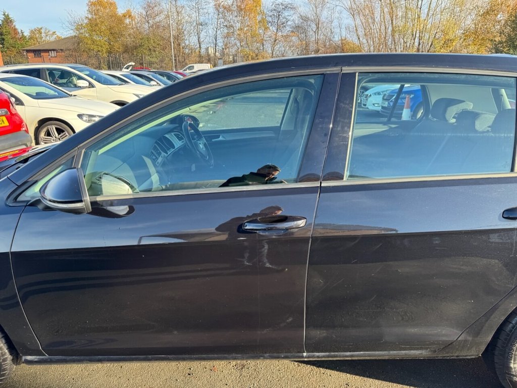 Used Volkswagen Golf 2015 for sale - 77226627: Photo 32