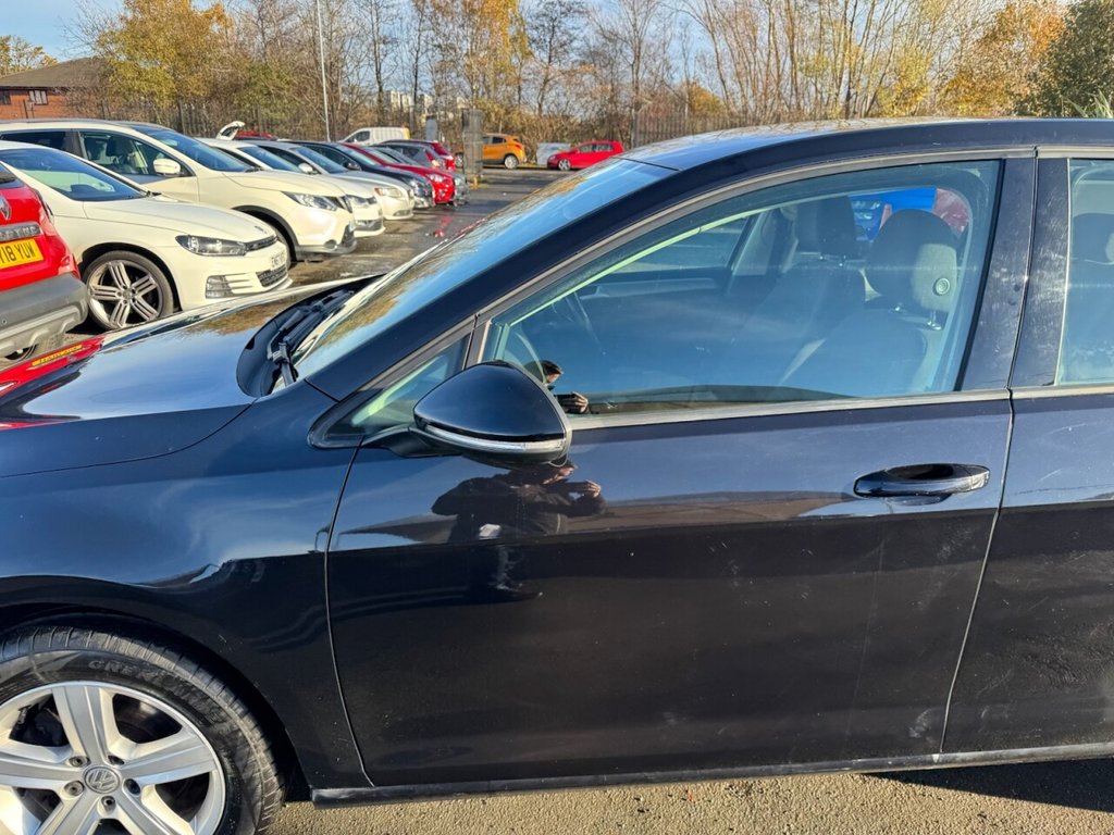 Used Volkswagen Golf 2015 for sale - 77226627: Photo 33