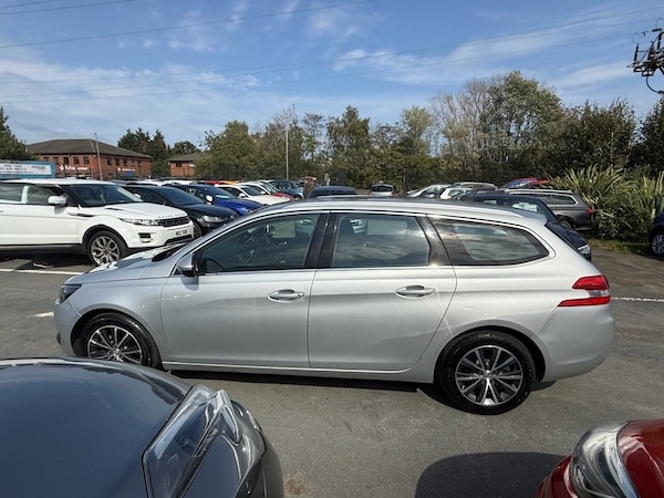 Used Peugeot 308 SW 2016 for sale - 75432651: Photo 40