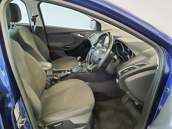 Used Ford Focus 2015 for sale - 75937560: Photo