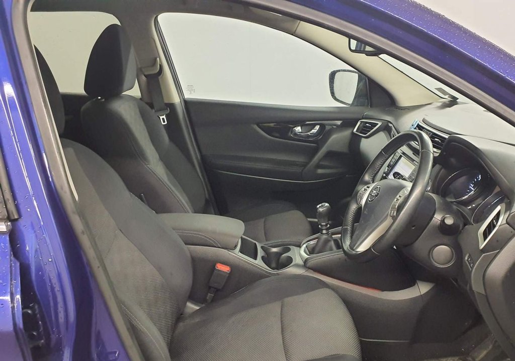 Used Nissan Qashqai 2016 for sale - 77356185: Photo 2