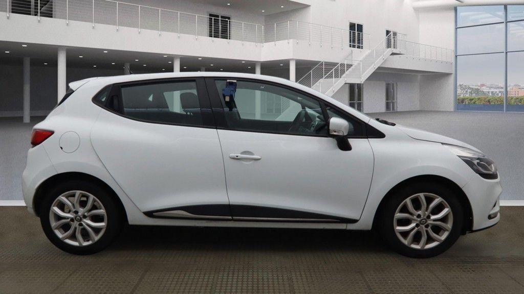Used Renault Clio 2018 for sale - 77327967: Photo 4