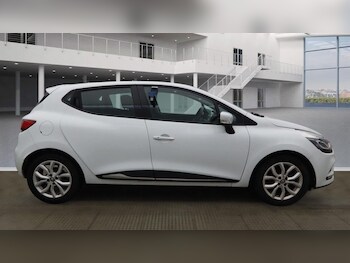 Used Renault Clio 2018 for sale - 77327967: Photo