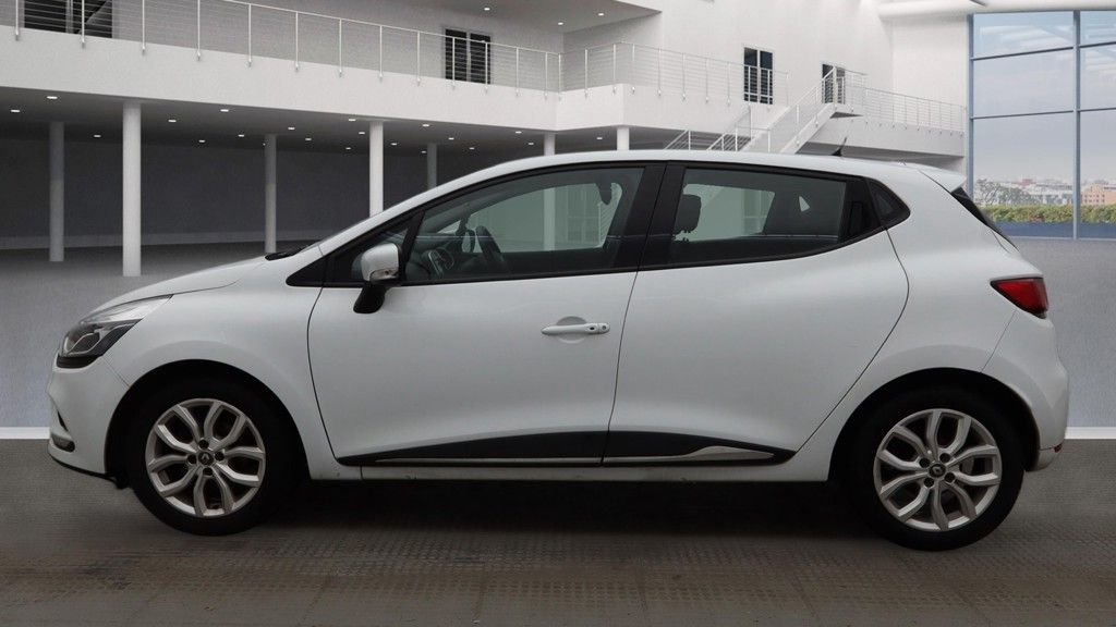 Used Renault Clio 2018 for sale - 77327967: Photo 5