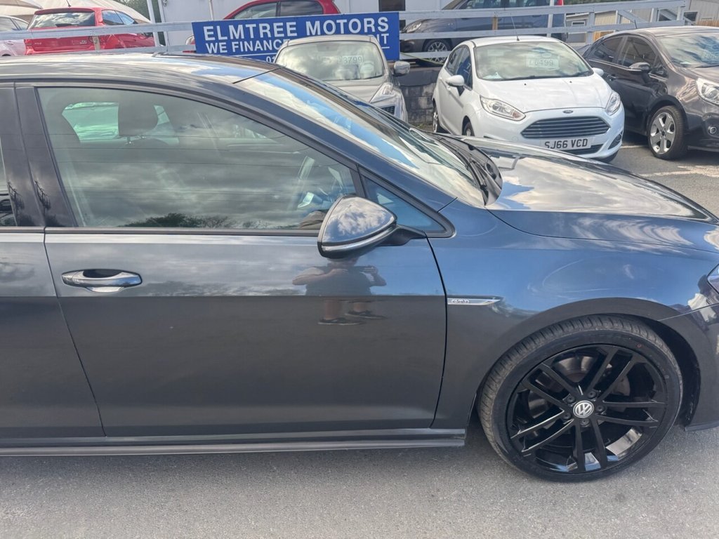 Used Volkswagen Golf 2017 for sale - 76883005: Photo 17