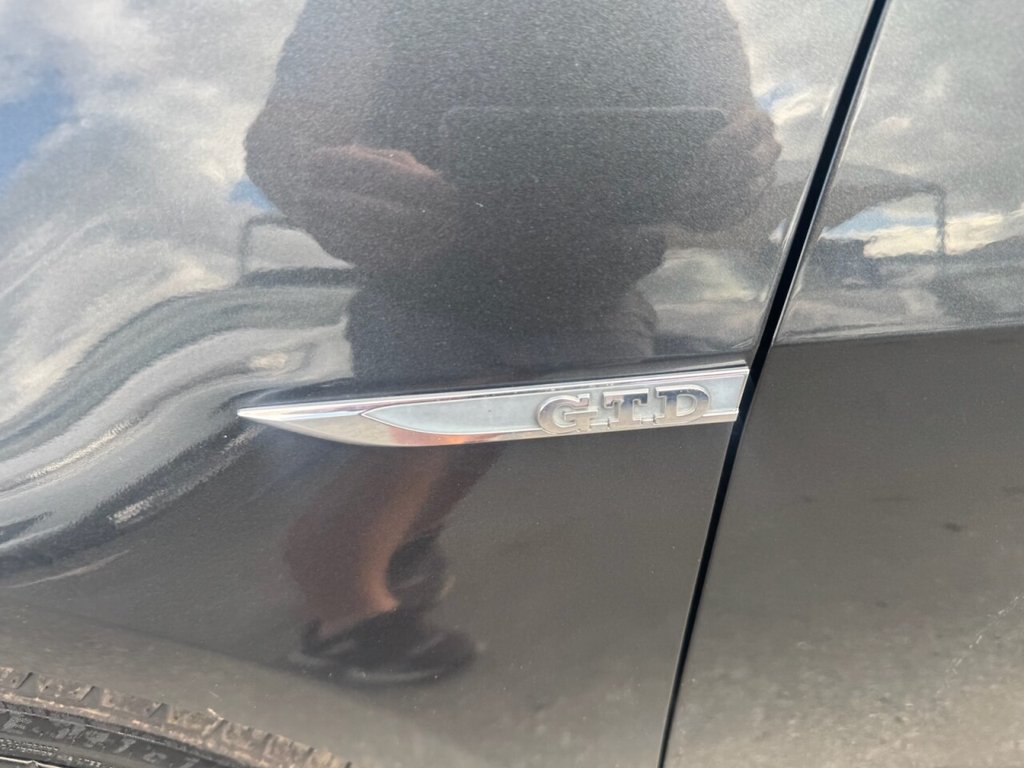 Used Volkswagen Golf 2017 for sale - 76883005: Photo 36