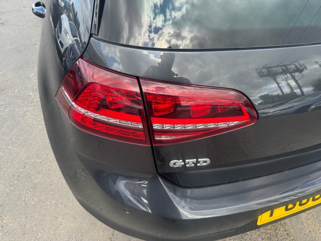 Used Volkswagen Golf 2017 for sale - 76883005: Photo 45