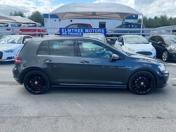 Used Volkswagen Golf 2017 for sale - 76883005: Photo