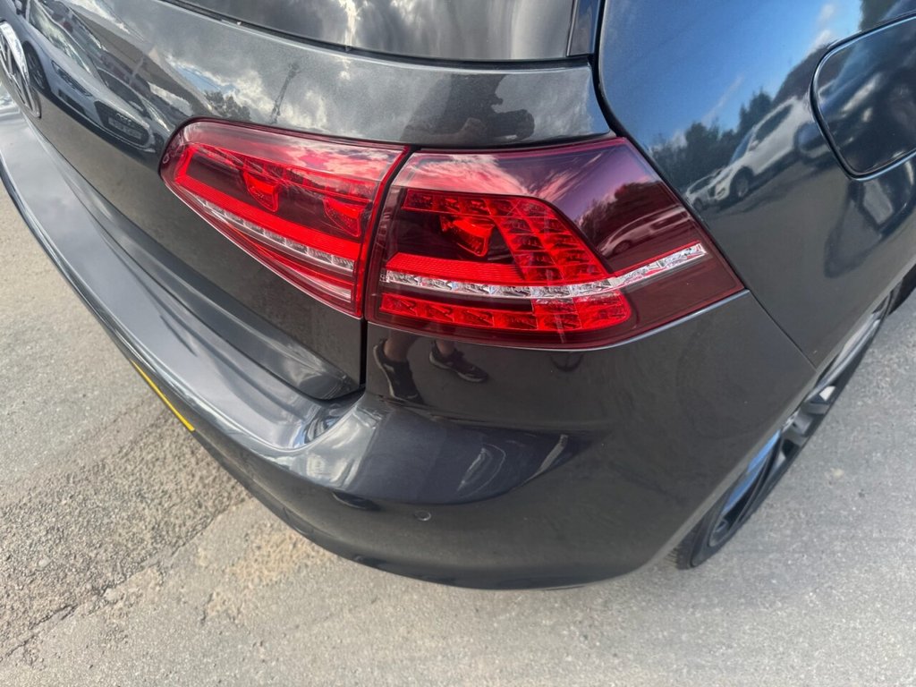 Used Volkswagen Golf 2017 for sale - 76883005: Photo 50