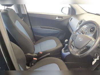 Used Hyundai i10 2015 for sale - 78181436: Photo