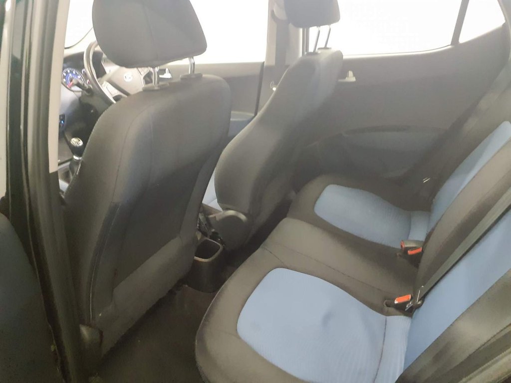 Used Hyundai i10 2015 for sale - 78181436: Photo 9