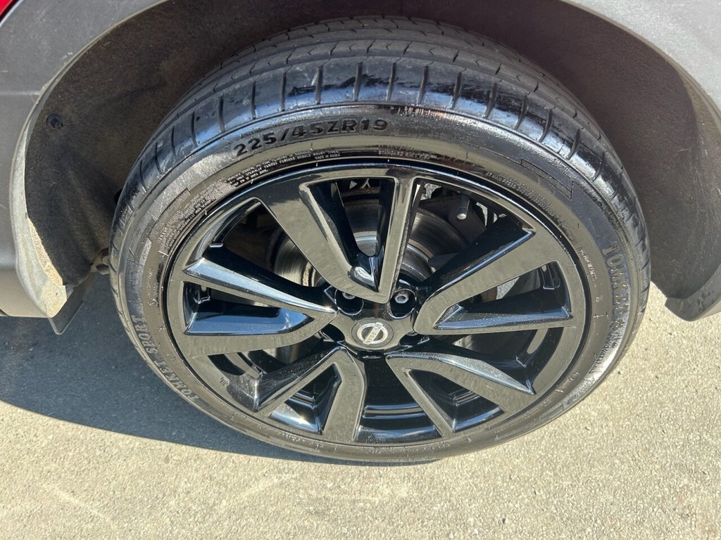 Used Nissan Qashqai 2017 for sale - 76569780: Photo 28