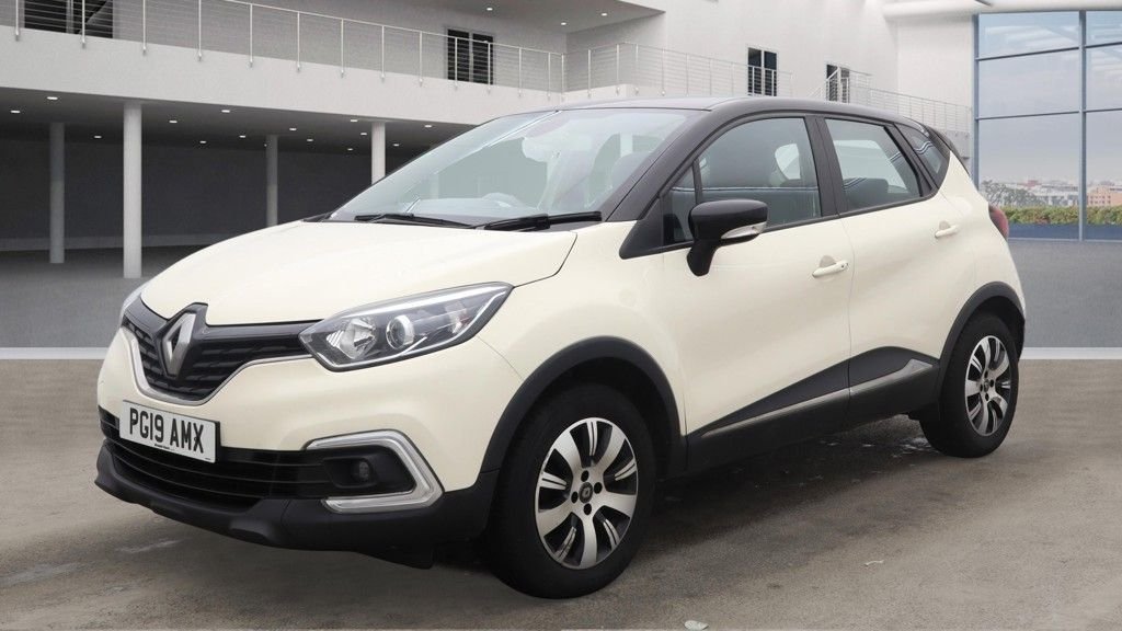 Used Renault Captur 2019 for sale - 77655209: Photo 2