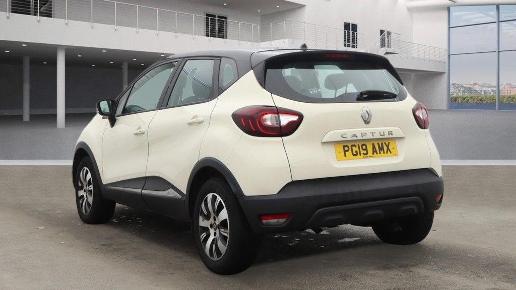Used Renault Captur 2019 for sale - 77655209: Photo 3