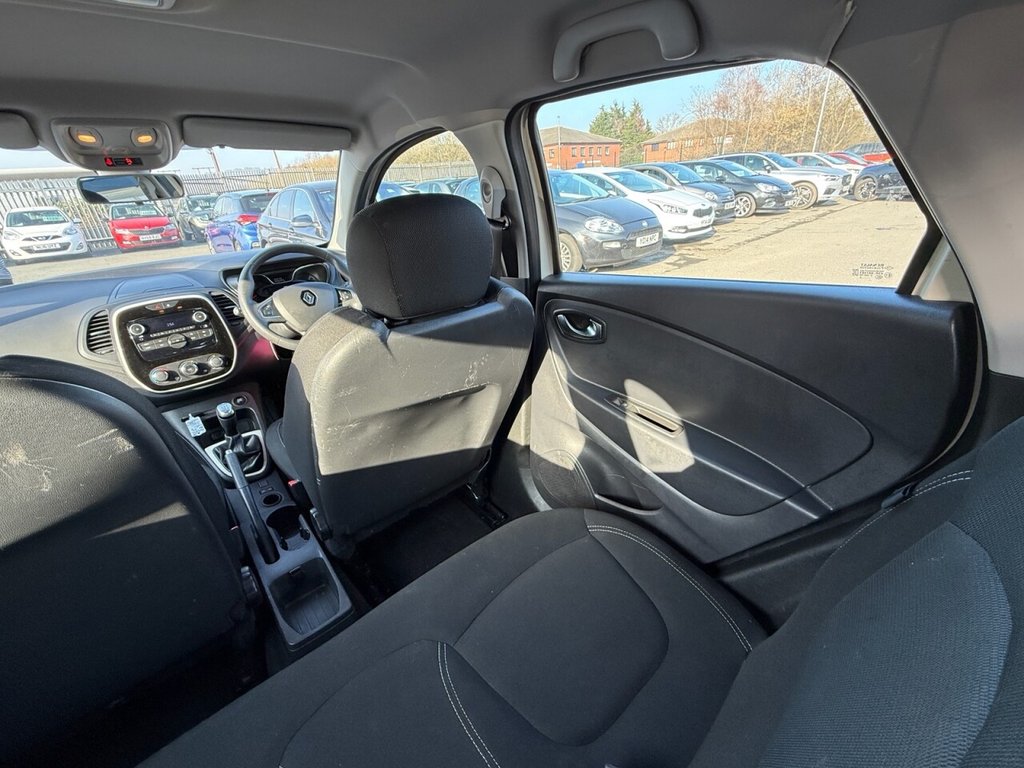 Used Renault Captur 2019 for sale - 77655209: Photo 48