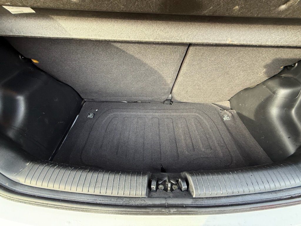 Used Hyundai i10 2018 for sale - 76510158: Photo 23