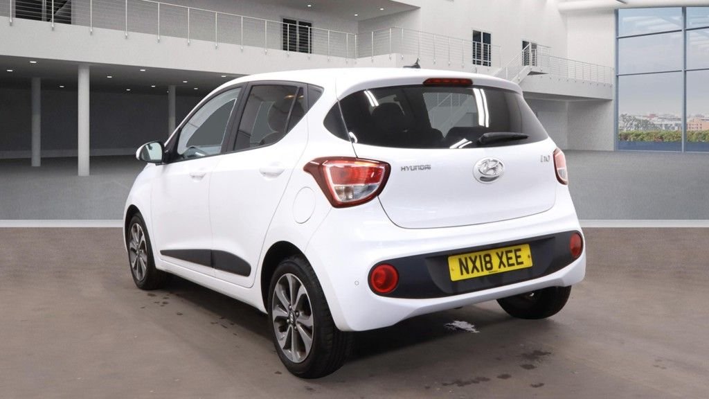 Used Hyundai i10 2018 for sale - 76510158: Photo 3