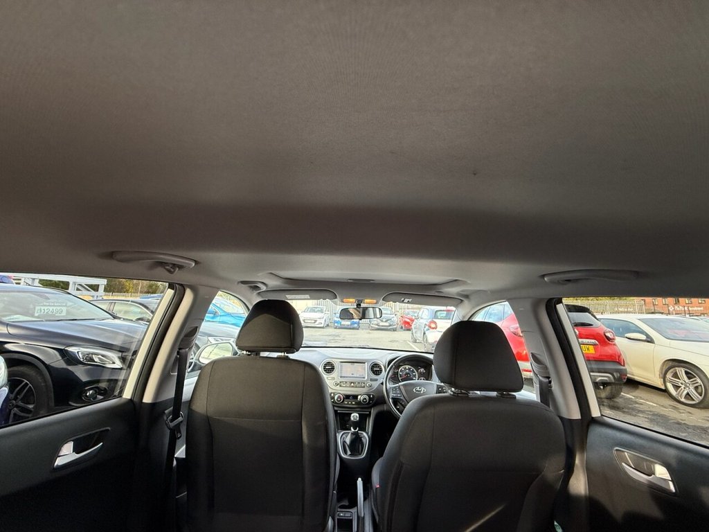 Used Hyundai i10 2018 for sale - 76510158: Photo 32