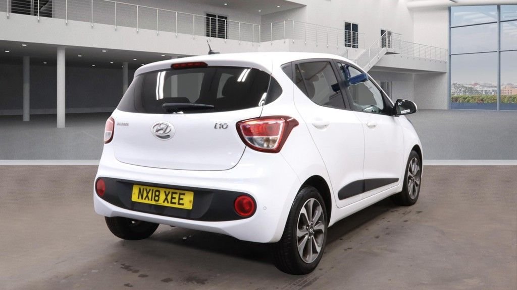 Used Hyundai i10 2018 for sale - 76510158: Photo 4