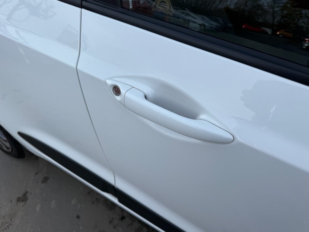 Used Hyundai i10 2018 for sale - 76510158: Photo 42