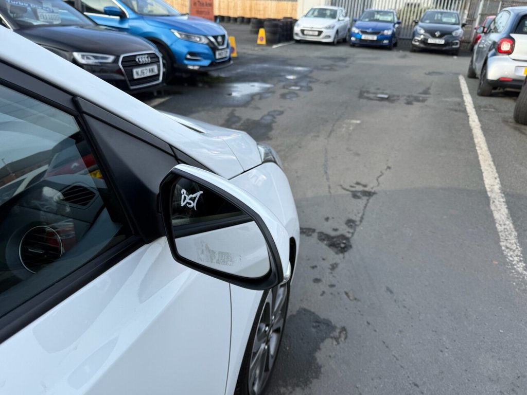 Used Hyundai i10 2018 for sale - 76510158: Photo 44