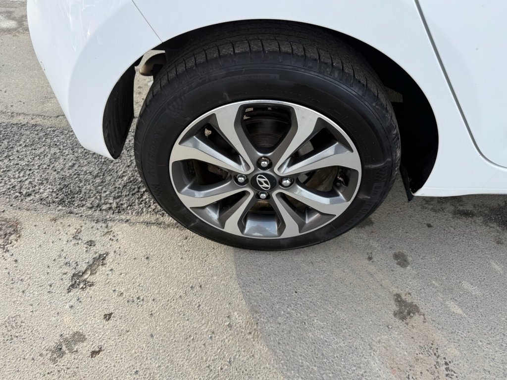 Used Hyundai i10 2018 for sale - 76510158: Photo 48