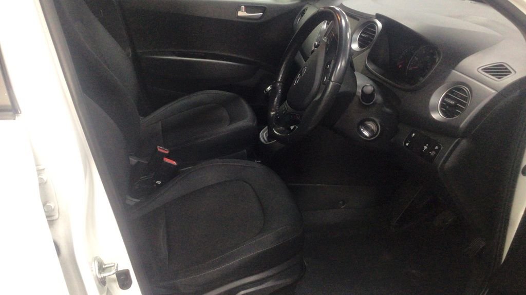 Used Hyundai i10 2018 for sale - 76510158: Photo 7